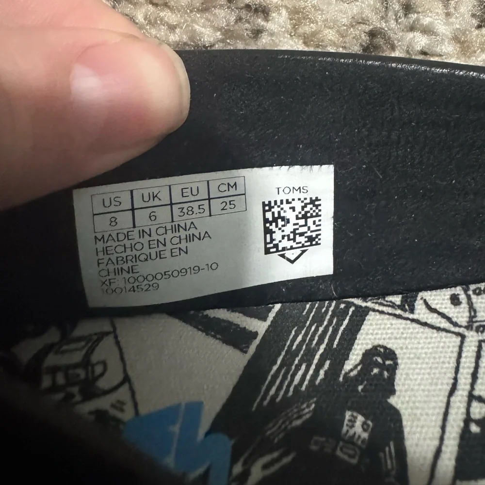 Tom’s Star Wars Black Slip-On Shoes dark side size 8